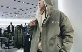 男网红搭衣,揭秘男网红的时尚秘诀